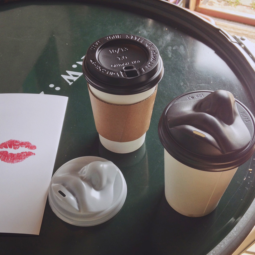 kiss-coffee-lid-joquz-1