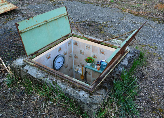 Borderlife: Living in Manholes by Briancoshock