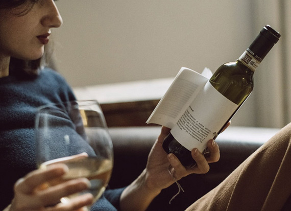 Librottiglia: Book Wine Labels by Reverse Innovation