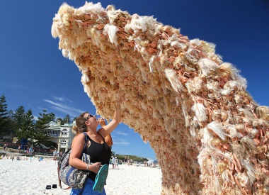 Barbie Wave built from over 3000 Dolls