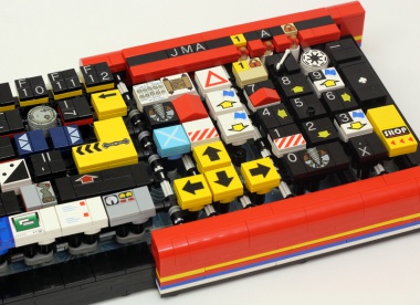 Working LEGO Computer Keyboard