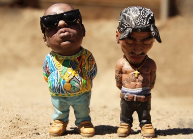 Hand-Painted Sculptures by Plastic Cell