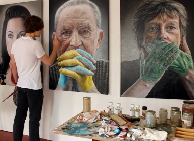 Hyperrealistic Paintings by Kyle Barnes